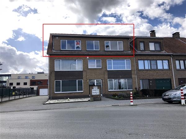 Ruim dakappartement te huur in Sint-Niklaas