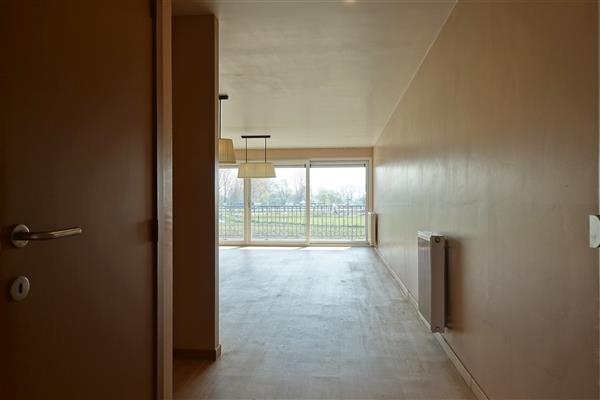 Ruim appartement met 2 terrassen en garage