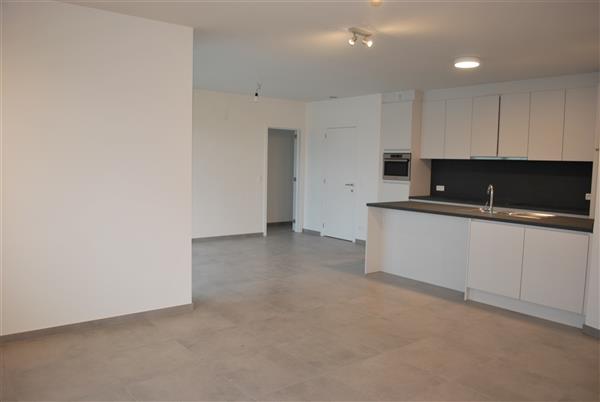 Modern nieuwbouw appartement met lift en groot terras te huur in Nieuwkerken-Waas