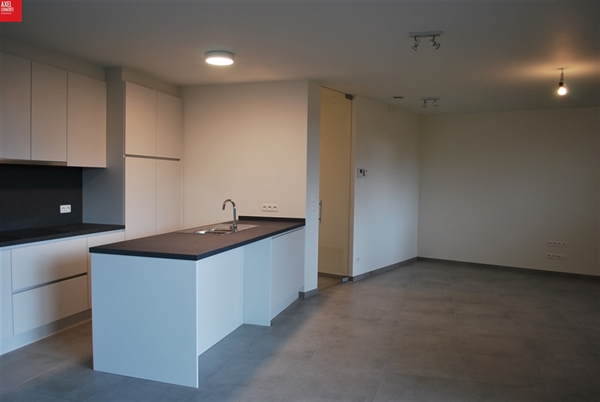 Modern nieuwbouw appartement met lift en terras te huur in Nieuwkerken-Waas