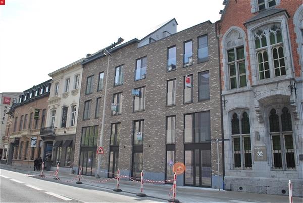 Mooi nieuwbouwappartement op toplocatie te huur in Sint-Niklaas, aan de Grote Markt