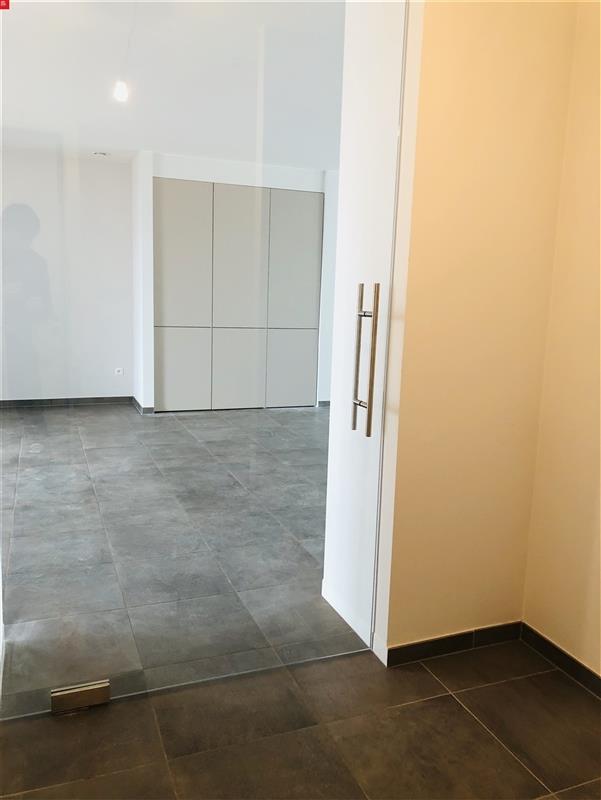 Mooi nieuwbouwappartement op toplocatie te huur in Sint-Niklaas, aan de Grote Markt