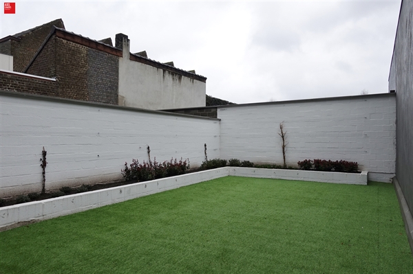 Vernieuwd gelijkvloers appartement te huur in Gent