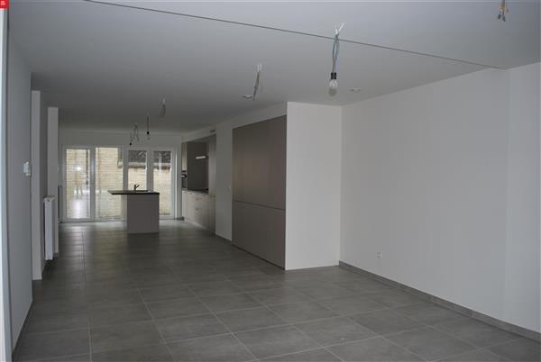 Mooi nieuwbouwappartement op toplocatie te huur in Sint-Niklaas, aan de Grote Markt