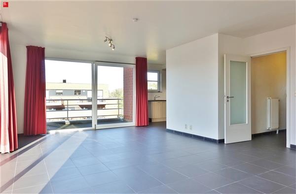 Recent appartement met terras te huur in Nazareth
