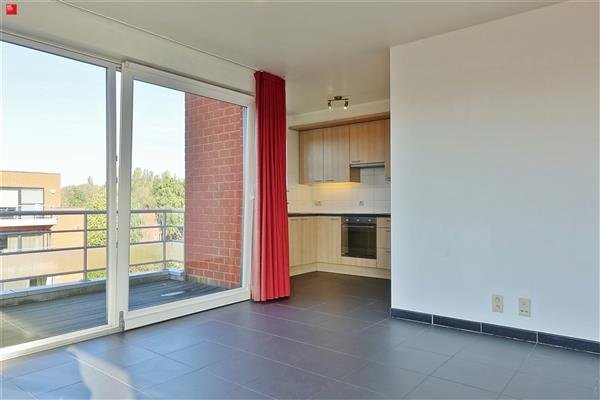 Recent appartement met terras te huur in Nazareth