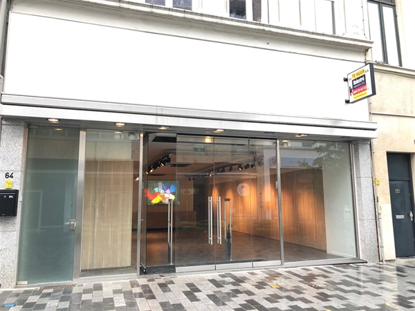 Gebruiksklare winkel met alle voorzieningen.