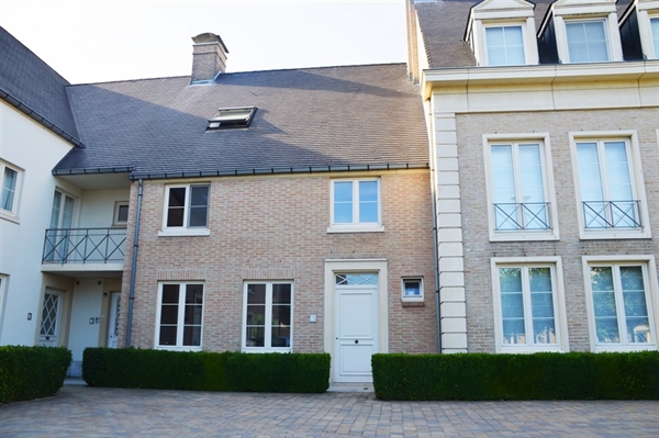 Mooie woning met 3 slpk te huur in Laarne