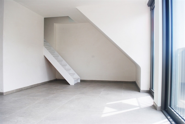 Modern nieuwbouw duplex te huur in Destelbergen