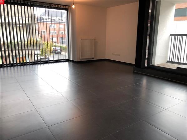 Ruim duplex appartement met 3 slaapkamer in Sint Niklaas
