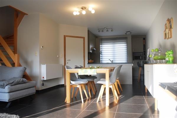 Woning met 3 slpk en tuin te huur in Destelbergen