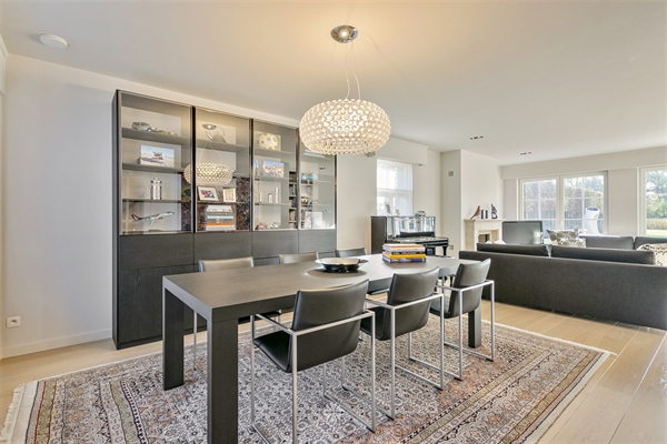 Prachtig afgewerkte nieuwbouw-villa in Olsene!