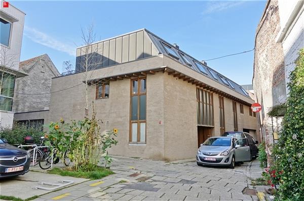 Goed gelegen duplex appartement te huur in centrum Gent