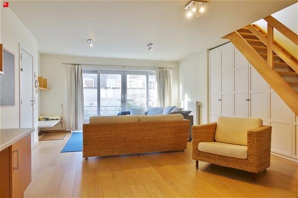 Goed gelegen duplex appartement te huur in centrum Gent