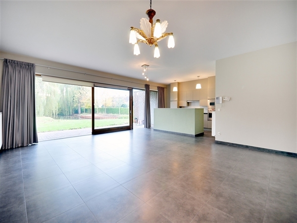 Uniek 2 slaapkamerappartement in het centrum van De Pinte