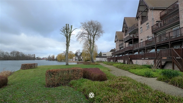 Luxueus appartement met zicht op het donkmeer
