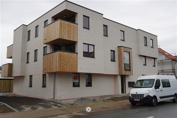 Lichtrijk appartement met zuidgerichte tuin te huur te Sint-Niklaas