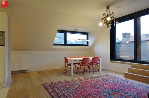 Luxueus afgewerkt duplex appartement te huur in centrum Gent