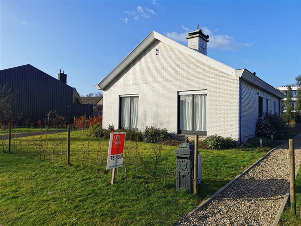 Woning met 2 slpk, tuin en garage te huur in Destelbergen