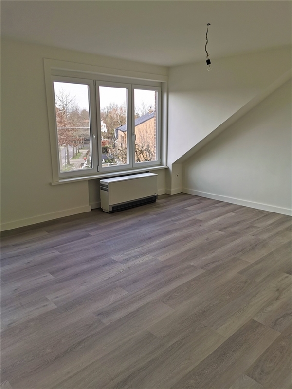 Rustig gelegen gerenoveerd appartement te huur in Laarne