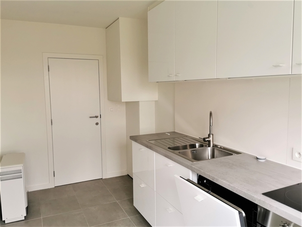 Rustig gelegen gerenoveerd appartement te huur in Laarne