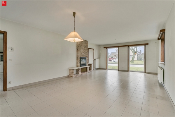 Recente villa met 4 slaapkamers te koop in Mariakerke