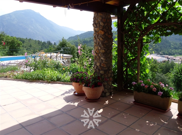 Prachtige provençaalse villa met zwembad