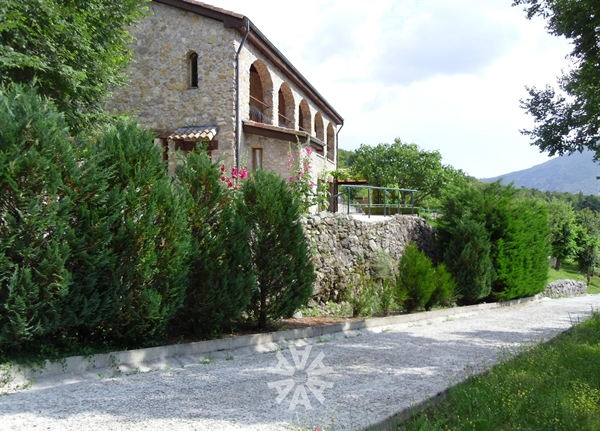 Prachtige provençaalse villa met zwembad
