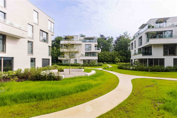 Luxe villa-appartement in groene omgeving