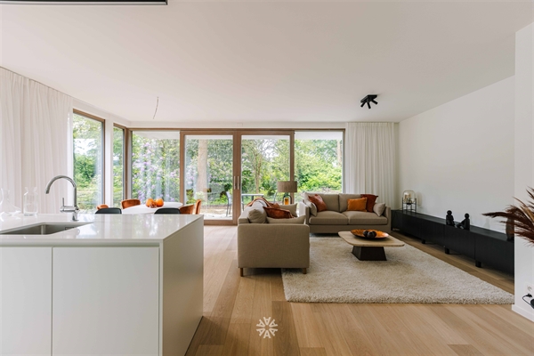 Luxe villa-appartement in groene omgeving