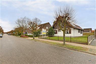 Energiezuinig landhuis in een rustige groene buurt op wandelafstand van het bruisende centrum van het centrum van Putte!
Deze woning beschikt over ee...