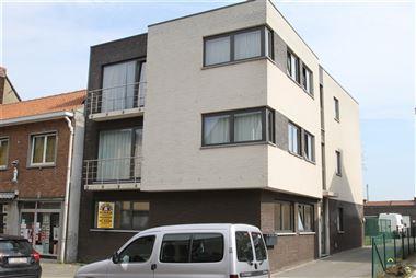Gelijkvloers appartement met 3 slaapkamers, tuin en garage
Ruim recent appartement met alle modern comfort.
Op wandelafstand van winkels, scholen en...