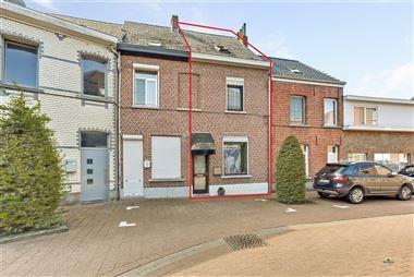 Op te frisse rijwoning in het centrum van Hombeek.
Deze woning is zeer centraal gelegen in het centrum van Hombeek - verschillende winkels in de bu...