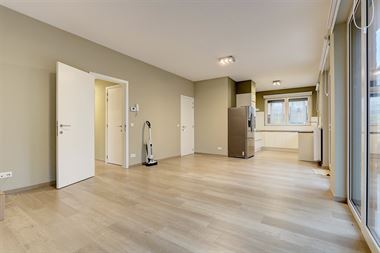 TE KOOP - WILRIJK - NEERLAND - Nieuwbouw gelijkvloers BEN-appartement met 3 slaapkamers, 2 badkamers, tuin, 2 autostaanplaatsen (mits meerprijs) en fi...