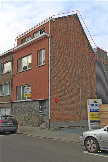 Gezellig volledig vernieuwd appartement/studio met geweldige buitenruimte van 28m² en garage!
Ligging:
Dit appartement is gelegen in de Zwartko...