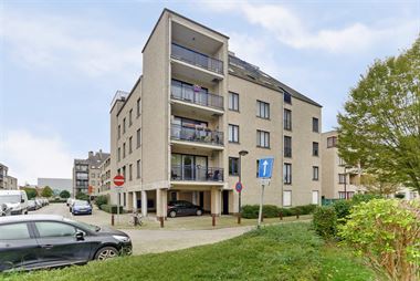 Antwerpen - Deurne - ruim dakappartement (+/-160m²) met 3 slaapkamers in recent gebouw en garagebox gelegen vlakbij kruising Ruggeveldlaan & Florent ...