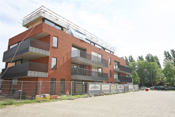 Luxueus nieuwbouwproject tegenover de jachthaven op Linkeroever !
Schuin tegenover de oudste jachthaven van Antwerpen, start projectontwikkelaar Jo ...